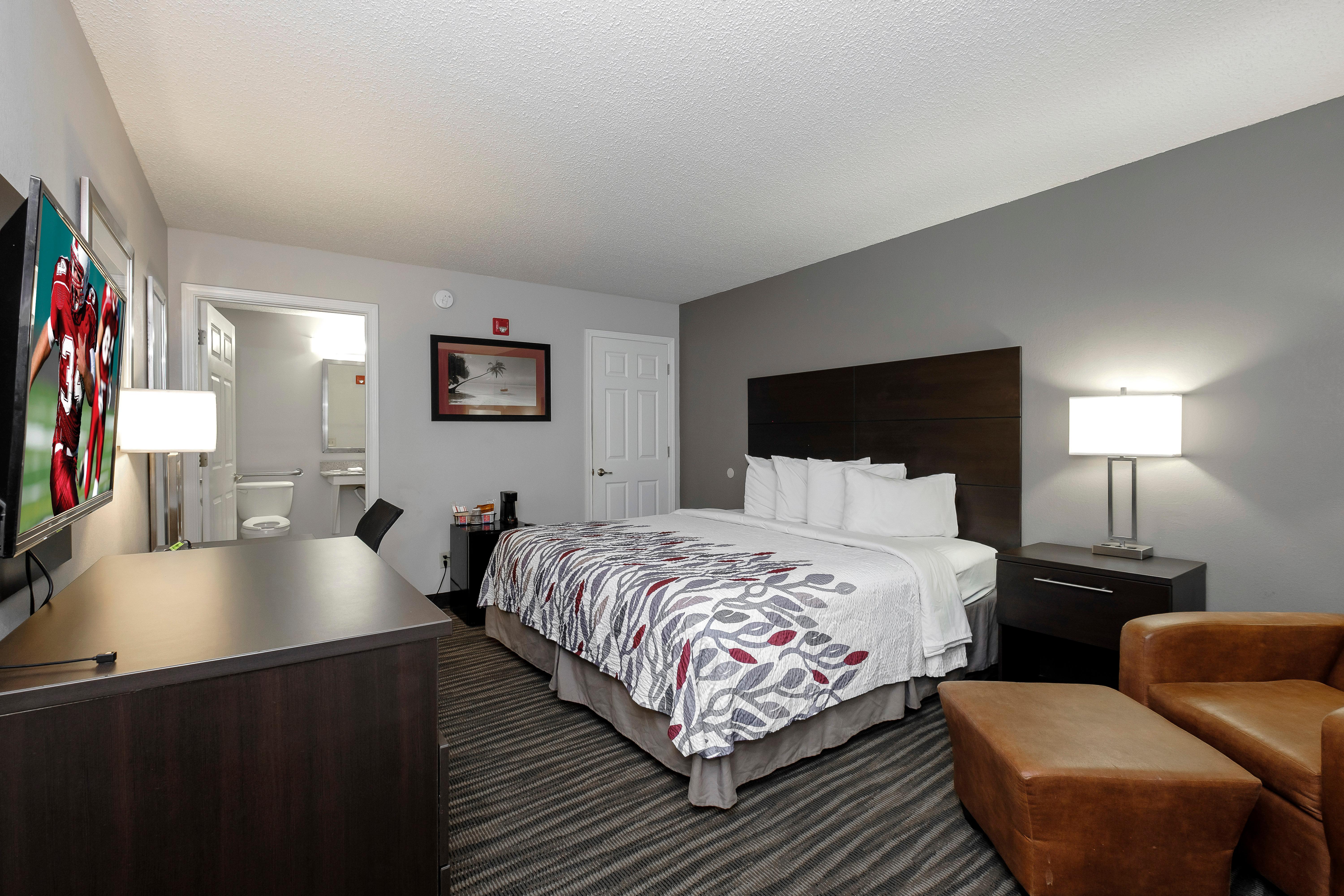 Red Roof Inn Defuniak Springs Dış mekan fotoğraf