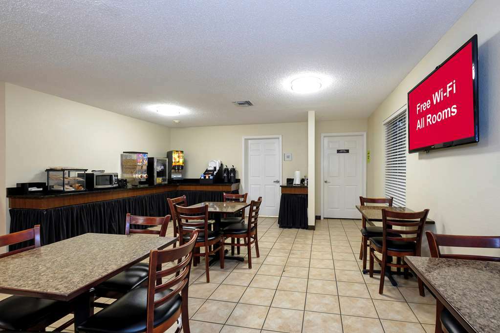 Red Roof Inn Defuniak Springs Konforlar fotoğraf